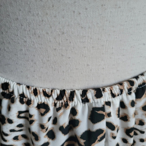 Altar'd State Cheetah Print Mini Skirt / Size Small / Animal - Picture 6 of 8